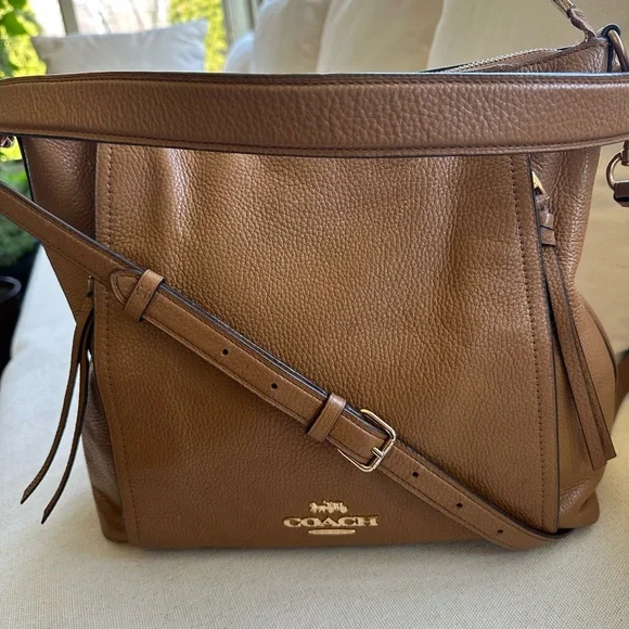 Coach Brown Leather Women's Bag - Picture 4 of 11